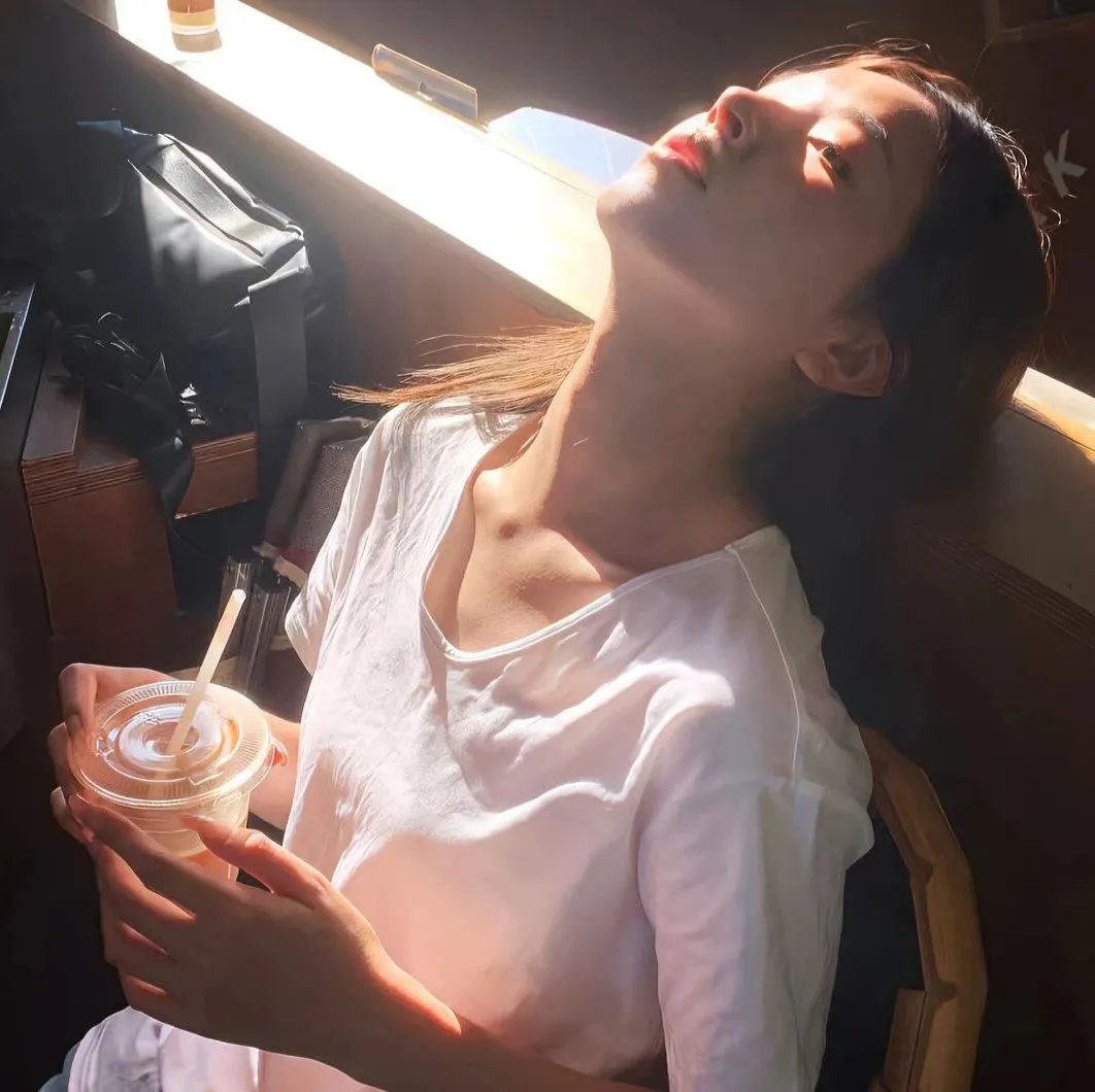 水形物语